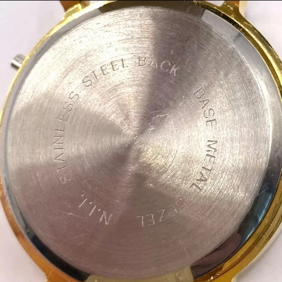 Vintage Christmas Watch Gold Tone Genuine Leather Band Holiday Elves New Battery - Picture 6 of 10